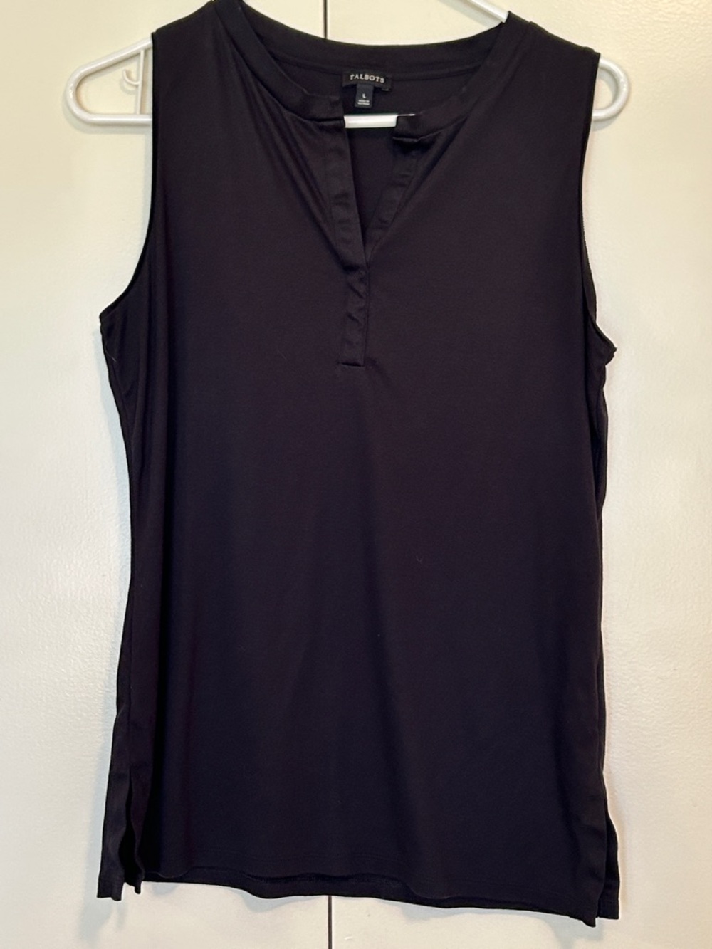 Talbots Black Sleeveless Split-Neck top size large